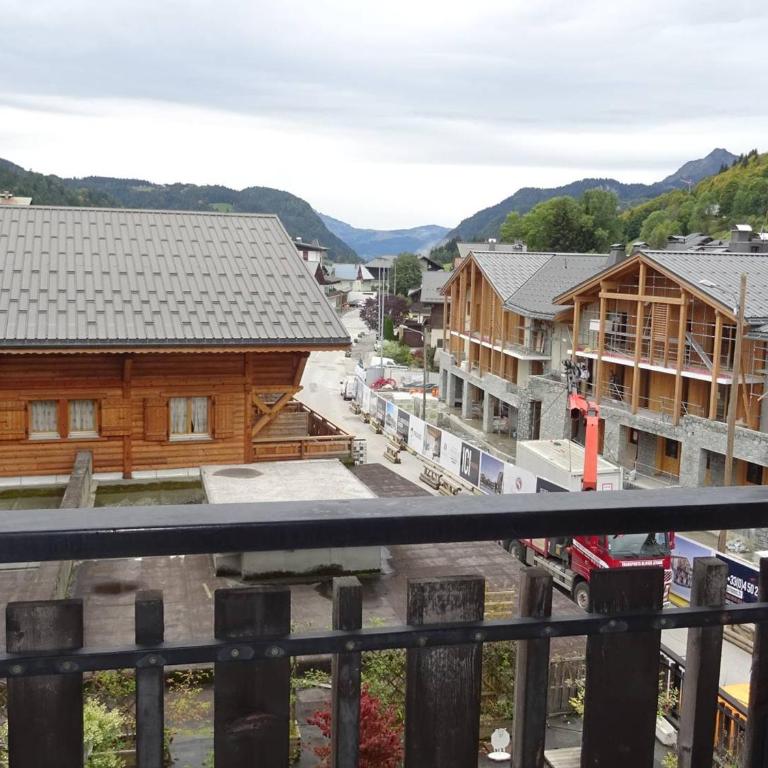 Studio central Les Gets - 2 pers - WiFi - Draps/Serv inclus - Proche commerces & remontées - FR-1-802-42 - Monolocale - 7