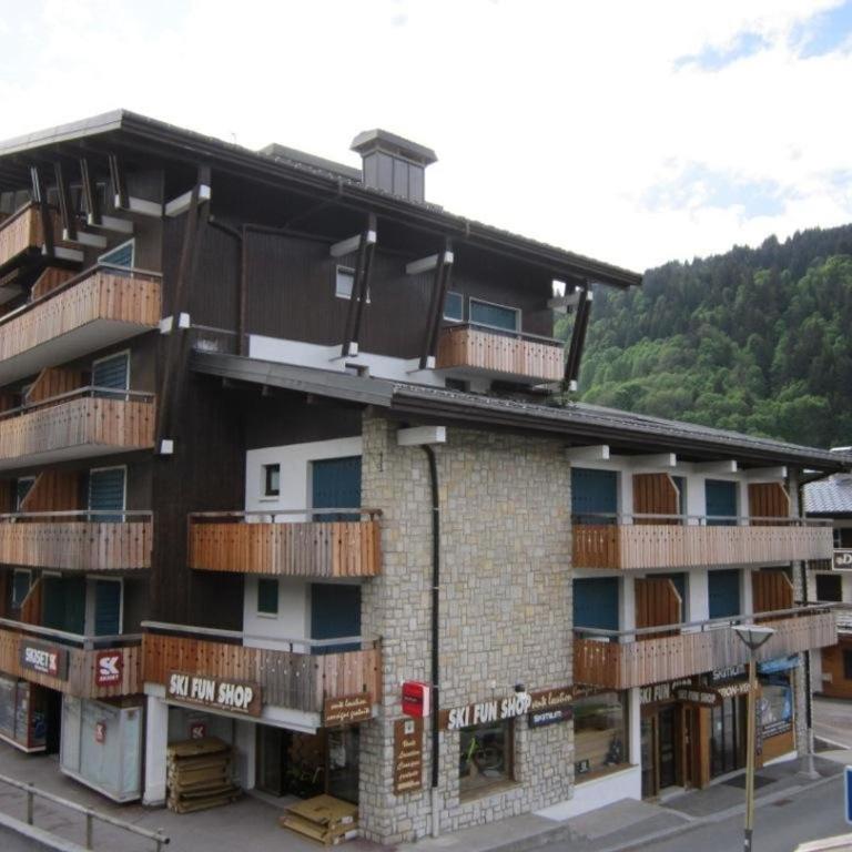 Appartement confortable 3 pièces - 8 pers - Centre station - WiFi - Parking - FR-1-802-41 - Apartment - 16
