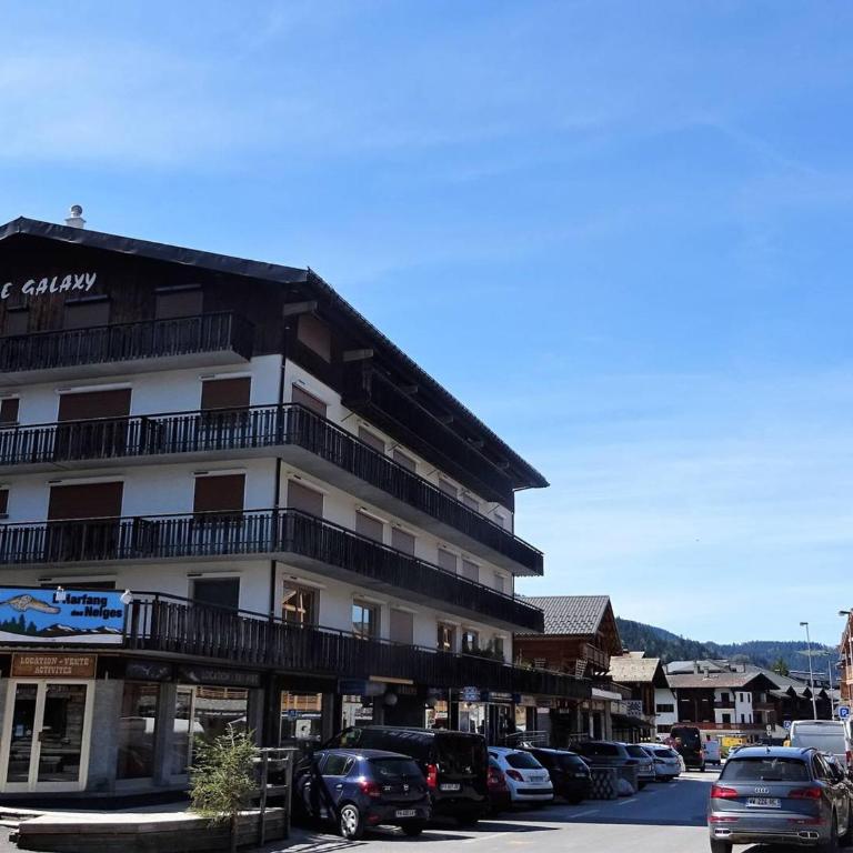 Spacieux 2 Pièces au Cœur des Gets - 4 Pers, Balcon, Wifi, Draps et Serviettes Offerts - FR-1-802-47 - Apartment - 2