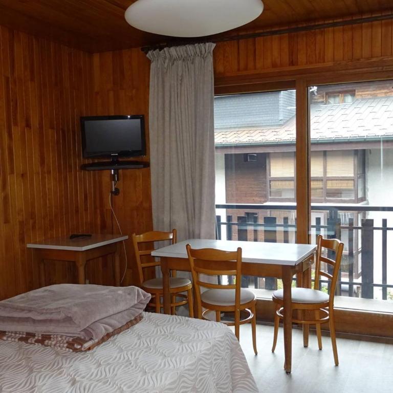 Studio cosy Les Gets - Centre, 2 pers, Wi-Fi, Draps & Serviettes Inclus - FR-1-802-29 - Studio - 3