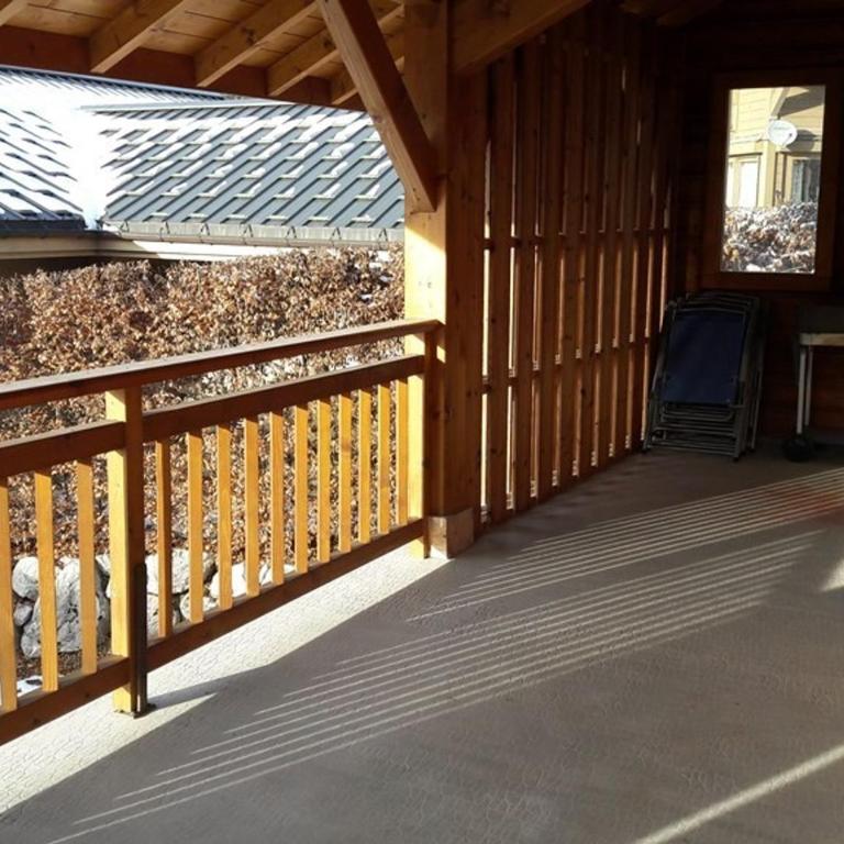 Chalet familial aux Gets, 8 pers, 150m des pistes, 4 chambres, 4 SDB, terrasse sud, proche lac - FR-1-802-71 - Chalet - 5