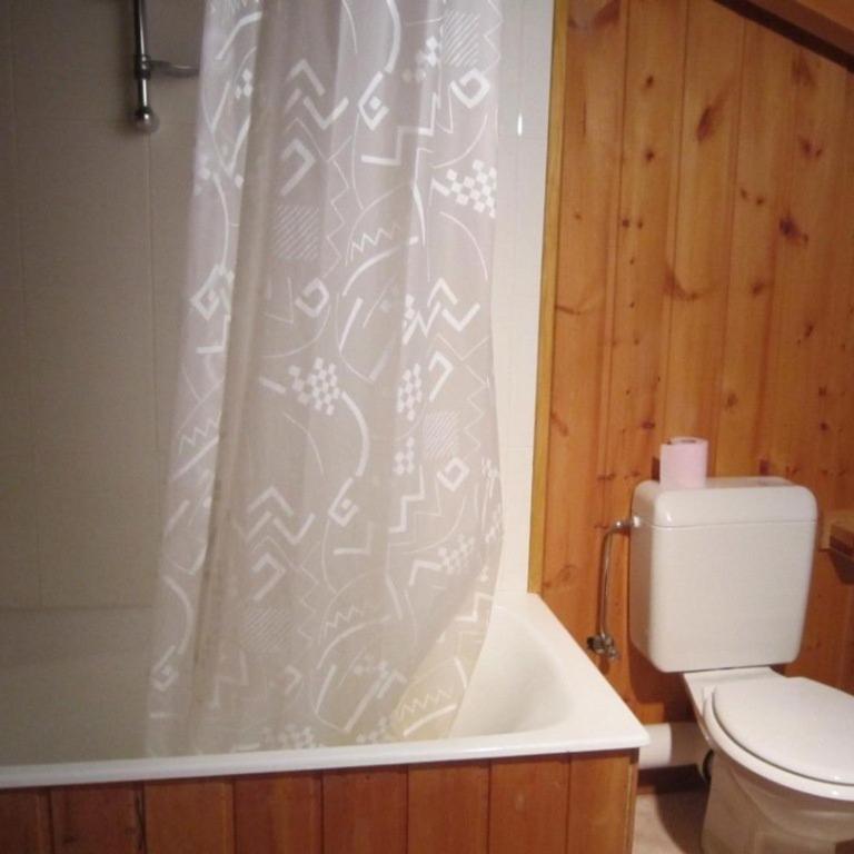 Chalet 8 pers à Les Gets, navette hiver, linge/ménage inclus - FR-1-802-83 - Chalet - 11