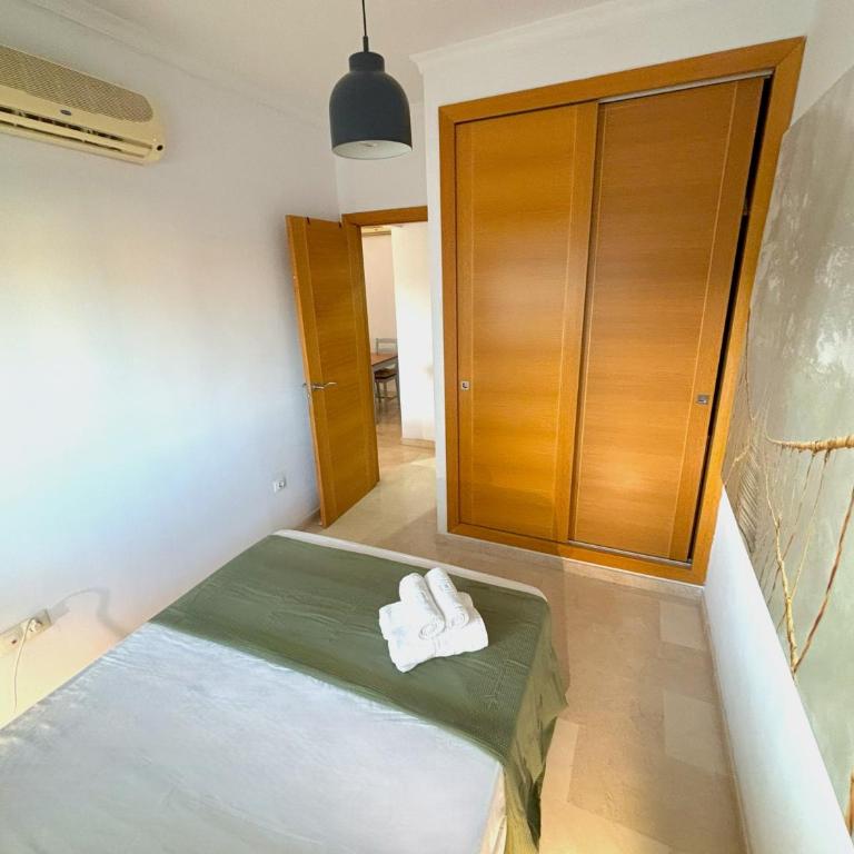 Evans Realty BF Parking & Piscina & Terraza - Two-Bedroom Apartment - 23