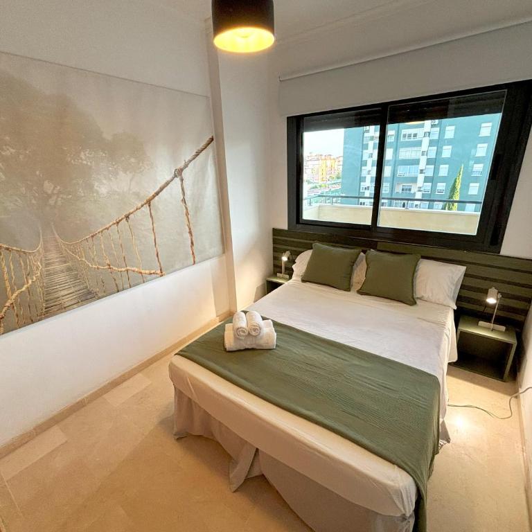 Evans Realty BF Parking & Piscina & Terraza - Two-Bedroom Apartment - 21