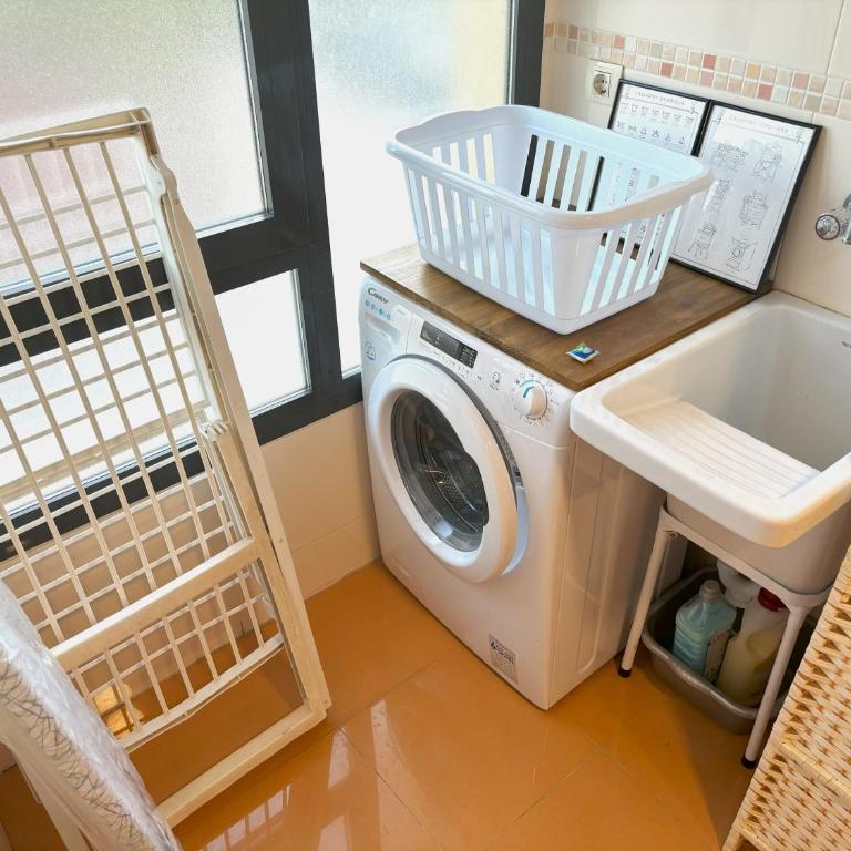 Evans Realty BF Parking & Piscina & Terraza - Two-Bedroom Apartment - 29