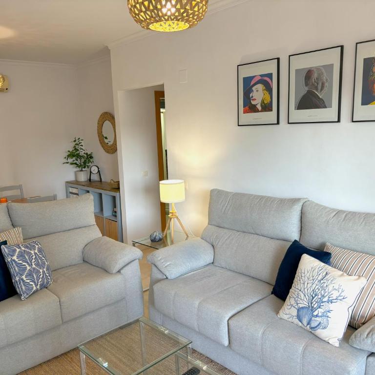 Evans Realty BF Parking & Piscina & Terraza - Two-Bedroom Apartment - 12