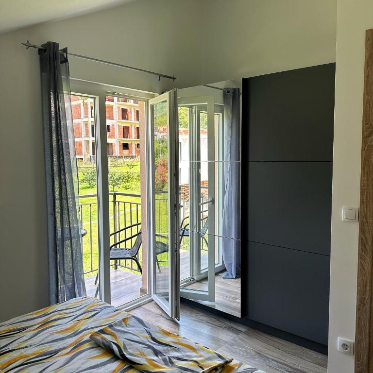 Nirvana S - One-Bedroom Apartment - 7