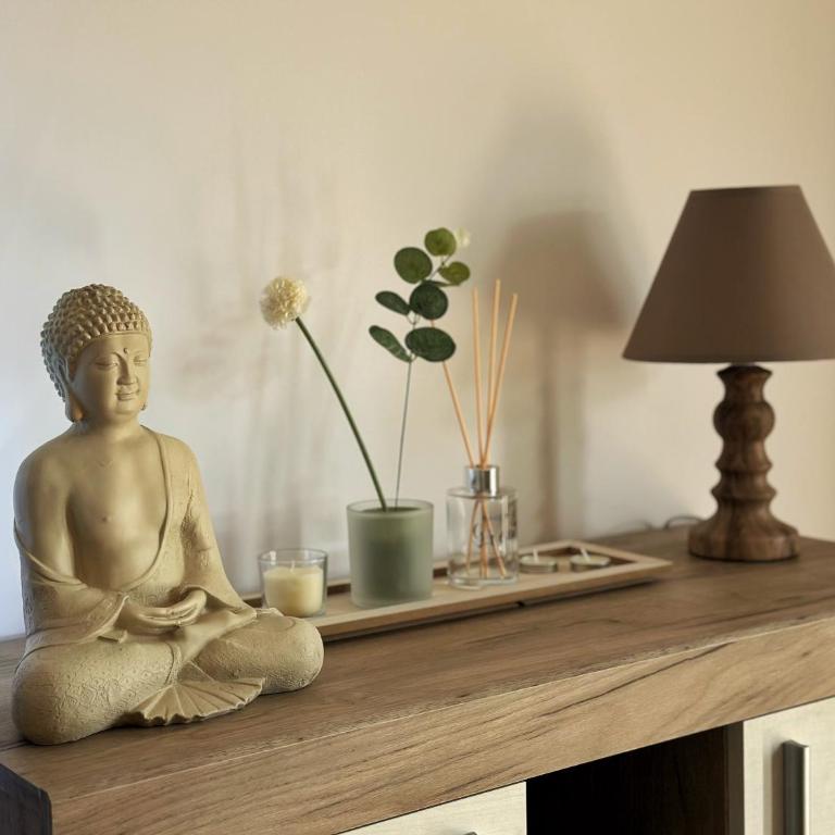 Nirvana S - One-Bedroom Apartment - 14