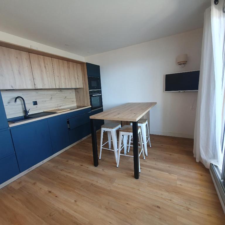 Oceanes appartement vue mer - Two-Bedroom Apartment - 32