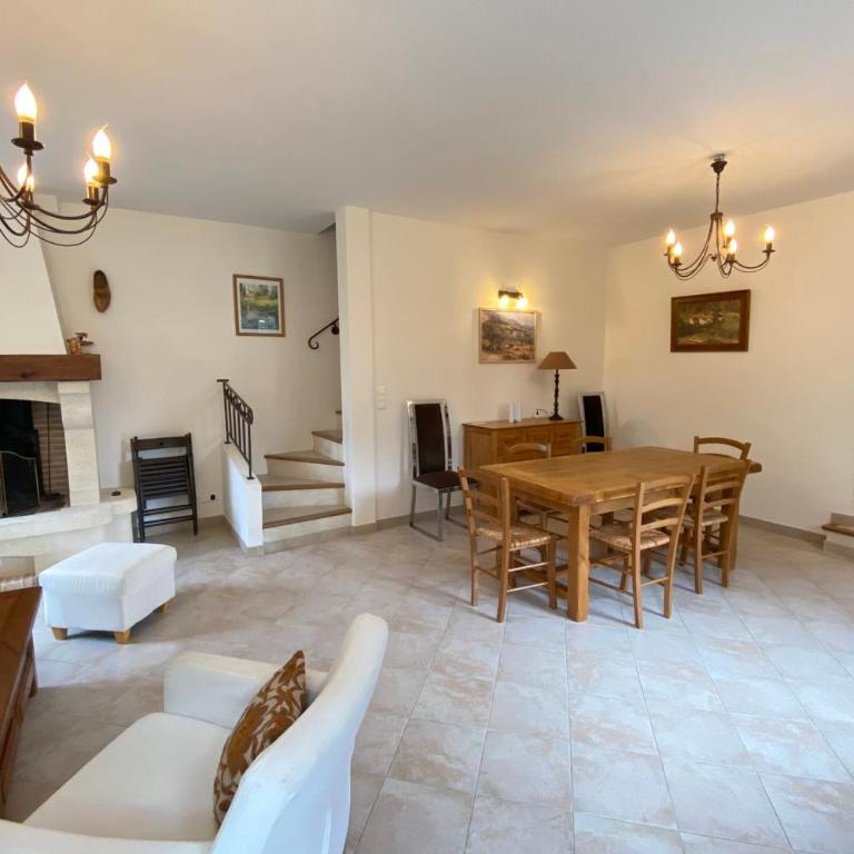 06CB Pretty country house for 8 - Maison de Vacances - 18