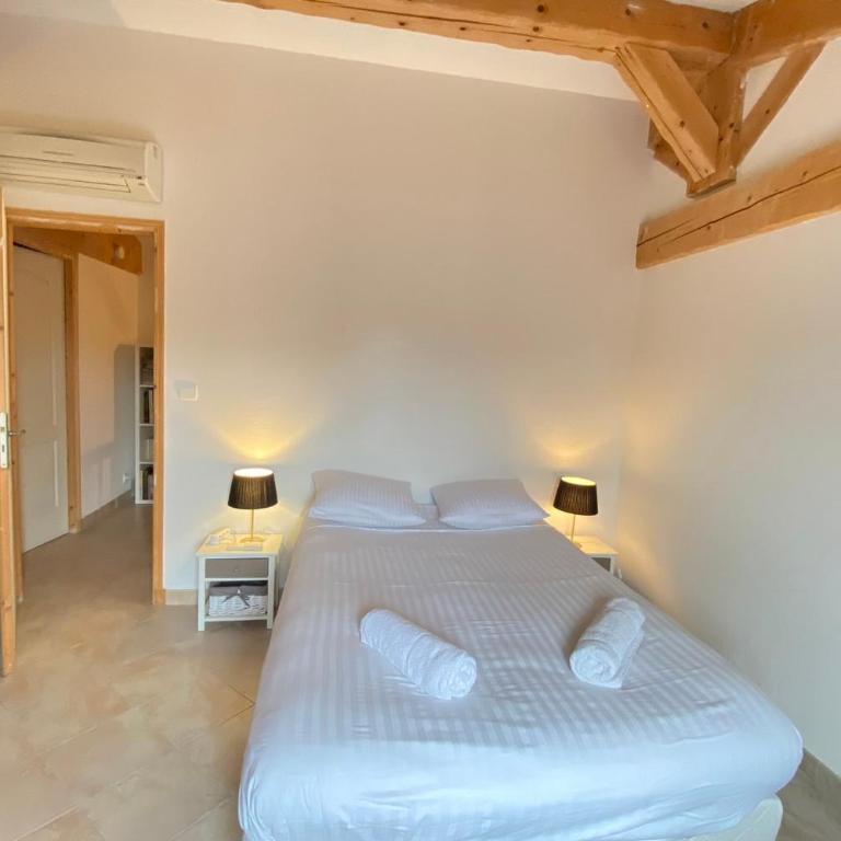 06CB Pretty country house for 8 - Maison de Vacances - 23