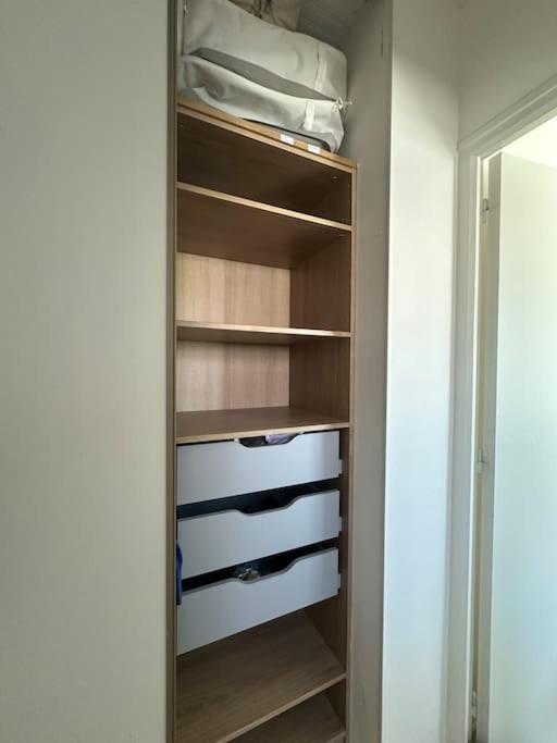 Grand Studio Mer et Confort centre-ville, parking - Casa con 1 dormitorio - 21