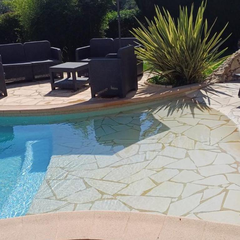 Très jolie villa à Vence - Villa avec Piscine Privée - 4