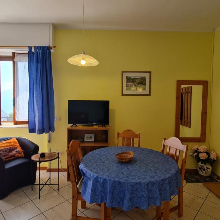 Lucerna studio Balcony lake view by Gardadomusmea - Monolocale con Vista Lago - 2