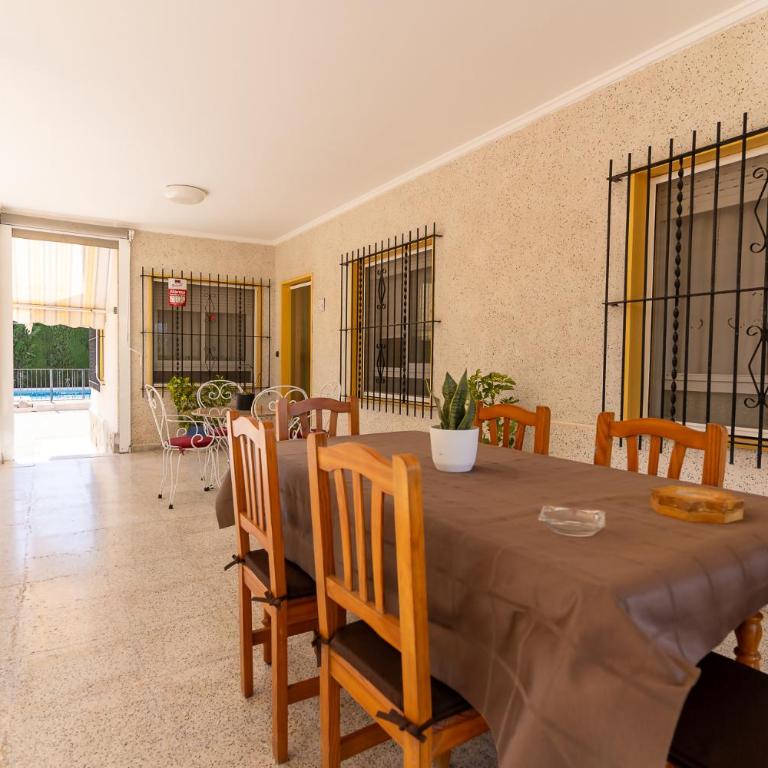 rentafive - Chalet - Piscina Privada - Bungalow Familiar - 11