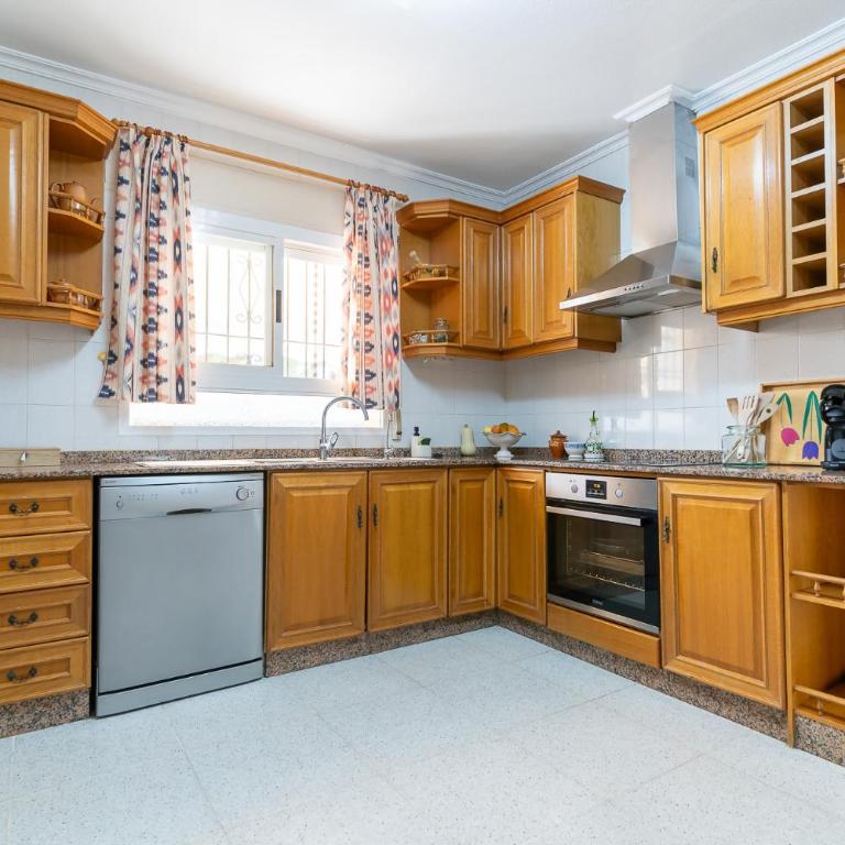 rentafive - Chalet - Piscina Privada - Bungalow Familiar - 16