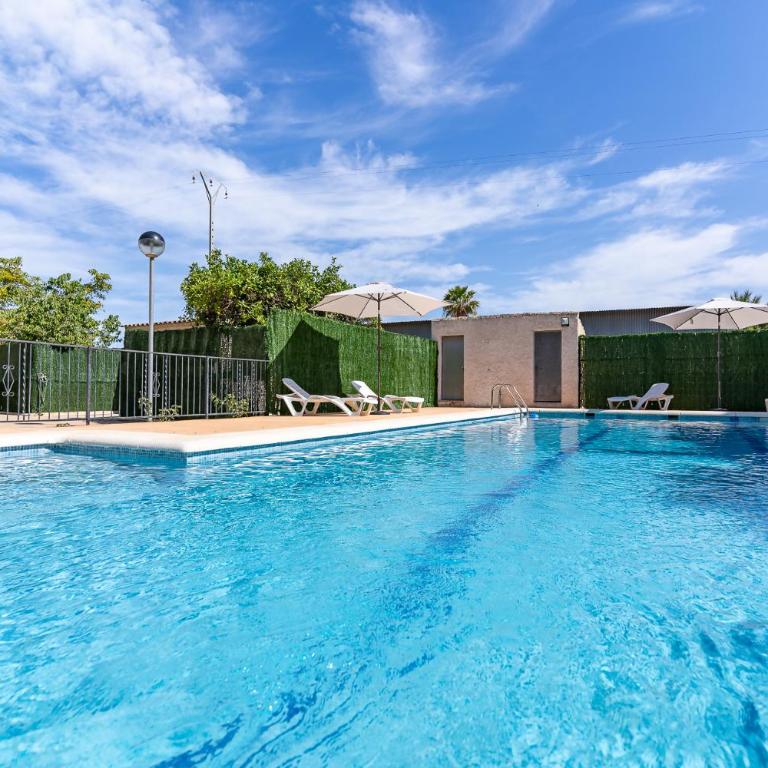 rentafive - Chalet - Piscina Privada - Bungalow Familiar - 40