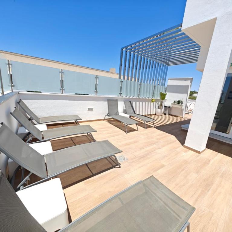 Apartamento nuevo en Planta Baja B con Piscina y Solarium - Apartamento de 1 dormitorio - 16