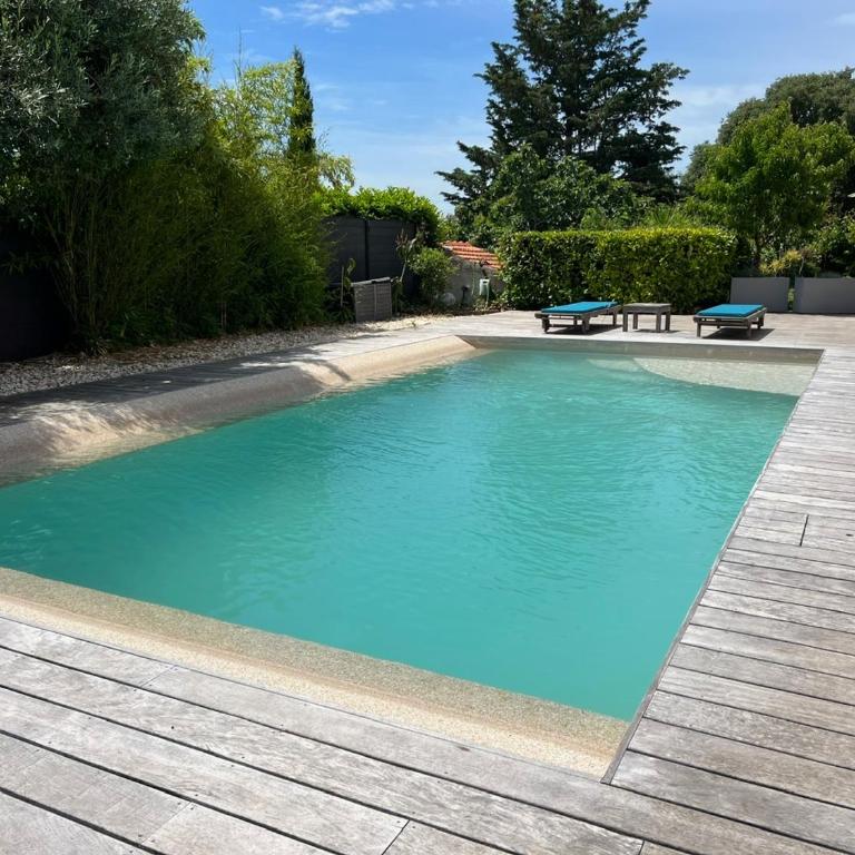 Superbe villa piscine proche ville et mer au calme - Villa - 13