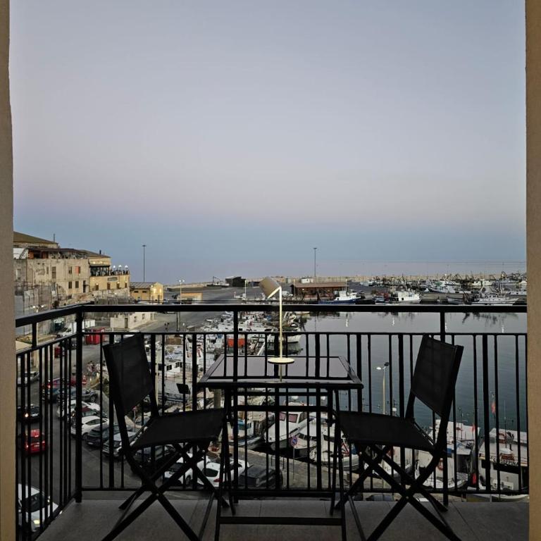 Molo Suite - One-Bedroom House - 21