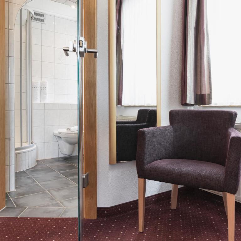 Birkheim - Standard Doppelzimmer mit Balkon - 4