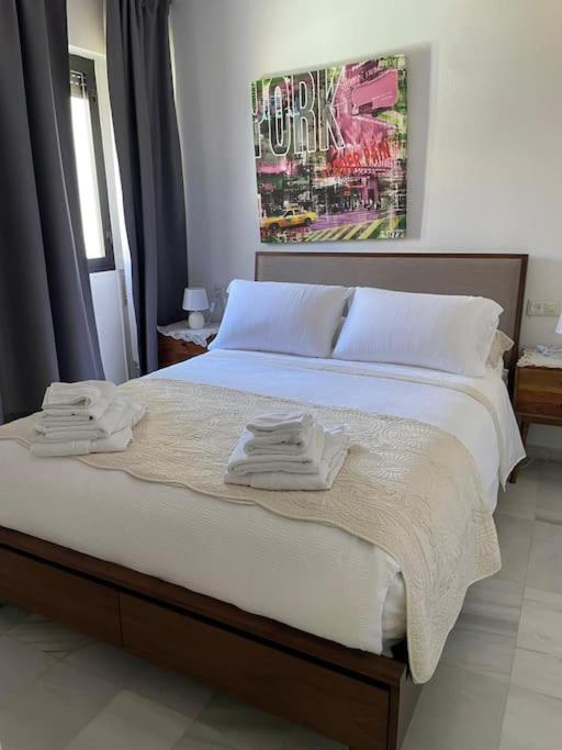 Puerto Banus 3 bed room - pool by Casa del sol HR - Three-Bedroom Apartment - 1