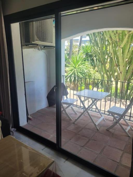 Puerto Banus 3 bed room - pool by Casa del sol HR - Three-Bedroom Apartment - 13