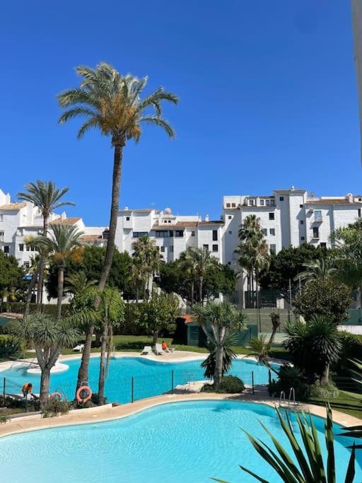 Puerto Banus 3 bed room - pool by Casa del sol HR - Three-Bedroom Apartment - 25