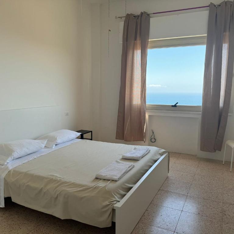 Panorama al Vomero - Camera Deluxe Matrimoniale con Vista Mare - 1