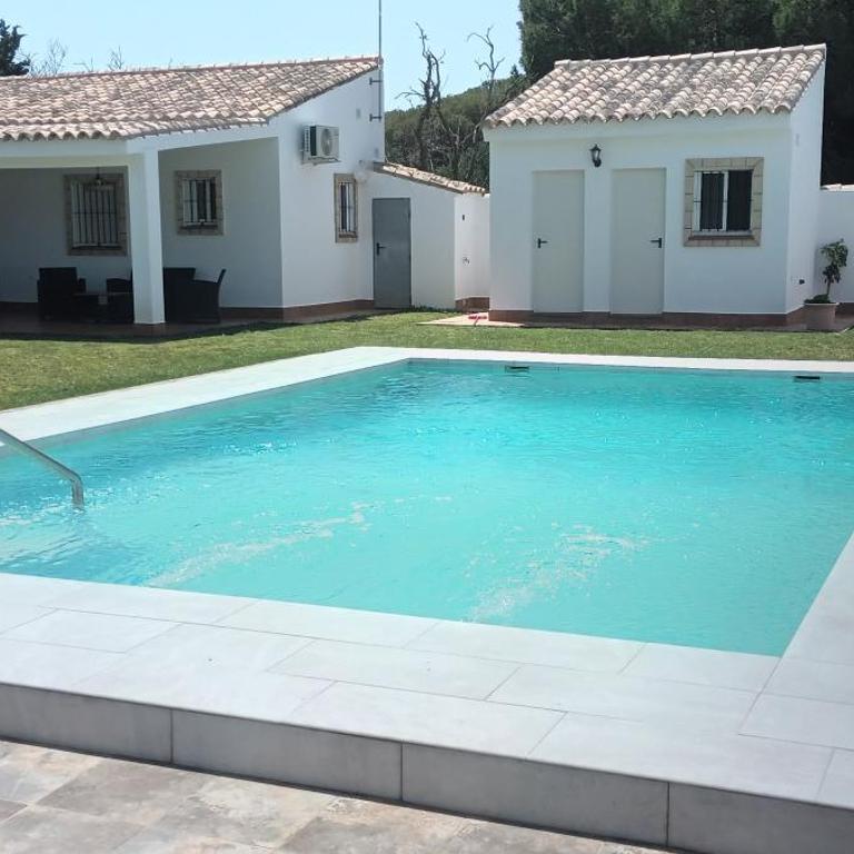 Chalet andaluz con piscina - Casa de 2 dormitorios - 4