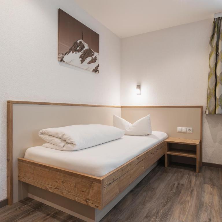 Birkheim - Standard Dreibettzimmer - 5