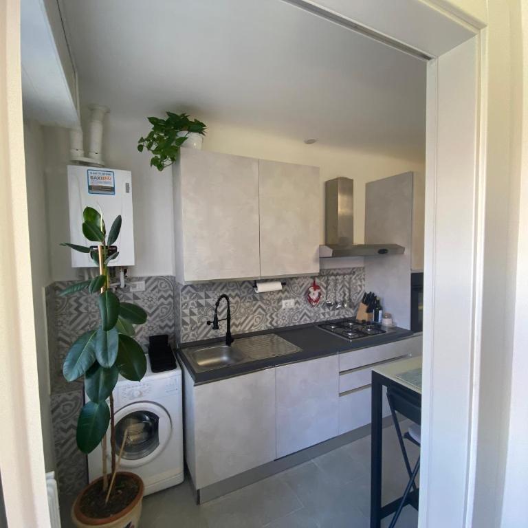 Renovated with two single beds - Appartamento con 1 Camera da Letto - 9