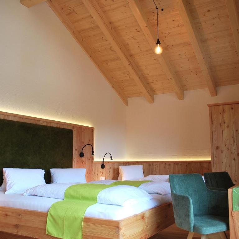 Hinkerhof - Doppelzimmer mit Balkon (2 Erwachsene + 1 Kind) - 4