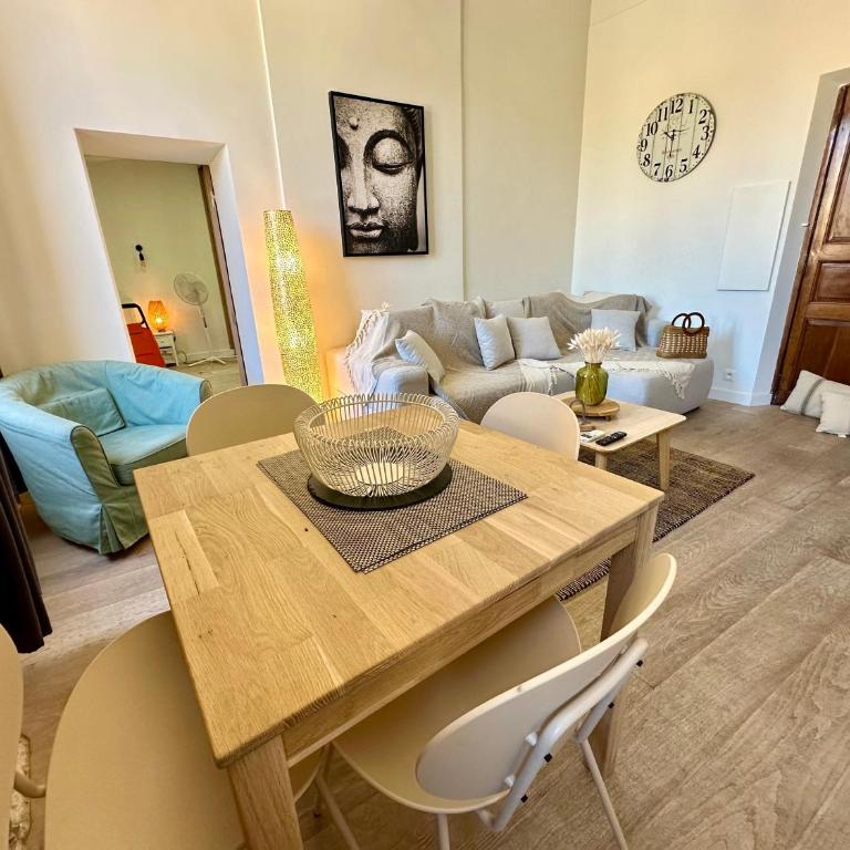 GORGEOUS BRAND NEW 2 BEDROOMS - Appartement 2 Chambres - 3