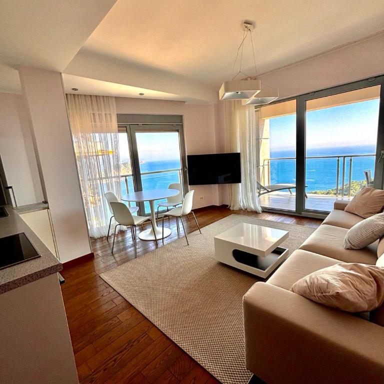 Altezza Luxury Apartment 11 - Two-Bedroom Apartment with Balcony and Sea View - 3