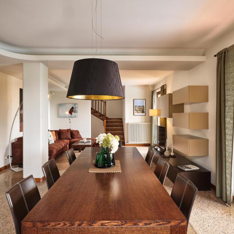 VILLA CELEBRITY - Regarda Travel - Villa con Piscina Privata - 14