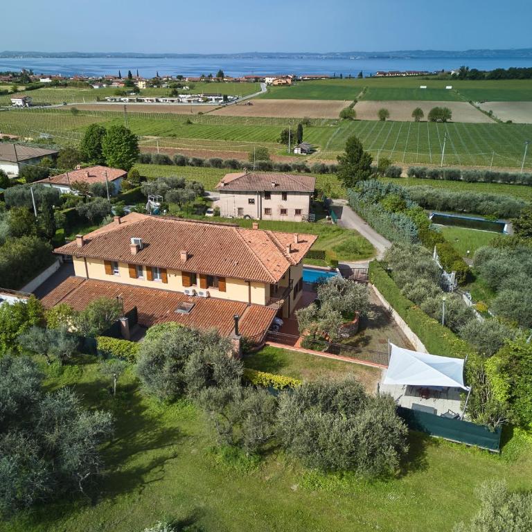 VILLA CELEBRITY - Regarda Travel - Villa con Piscina Privata - 36