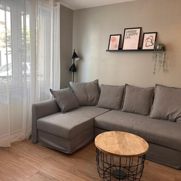 Orléans - Appartement T2 avec parking privé - Douce Harmonie - Apartamento de 1 dormitorio - 4