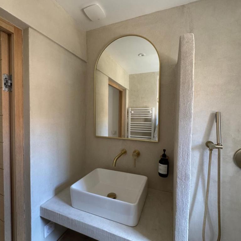 La Halte des Arènes de Nimes - Appartement Minimaliste - Ecusson Nimes - Appartamento con 2 Camere da Letto - 18