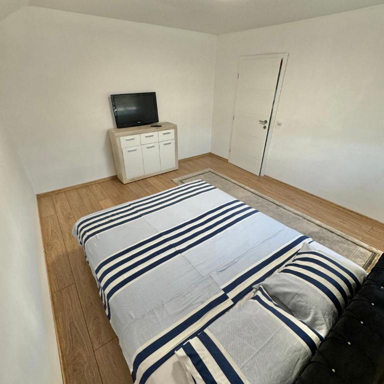 Ejna2 - Apartman sa 3 Spavaće Sobe - 10