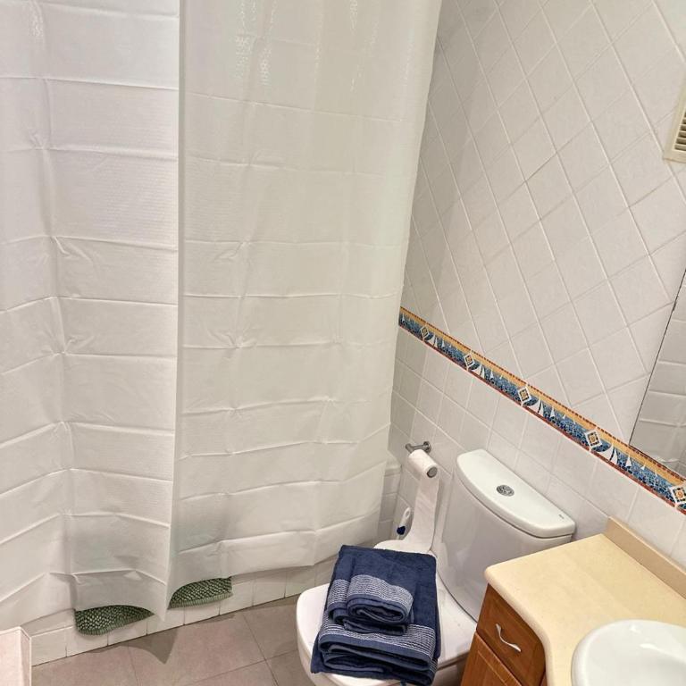 Magnífico adosado en urbanización con piscina - Two-Bedroom Apartment - 9