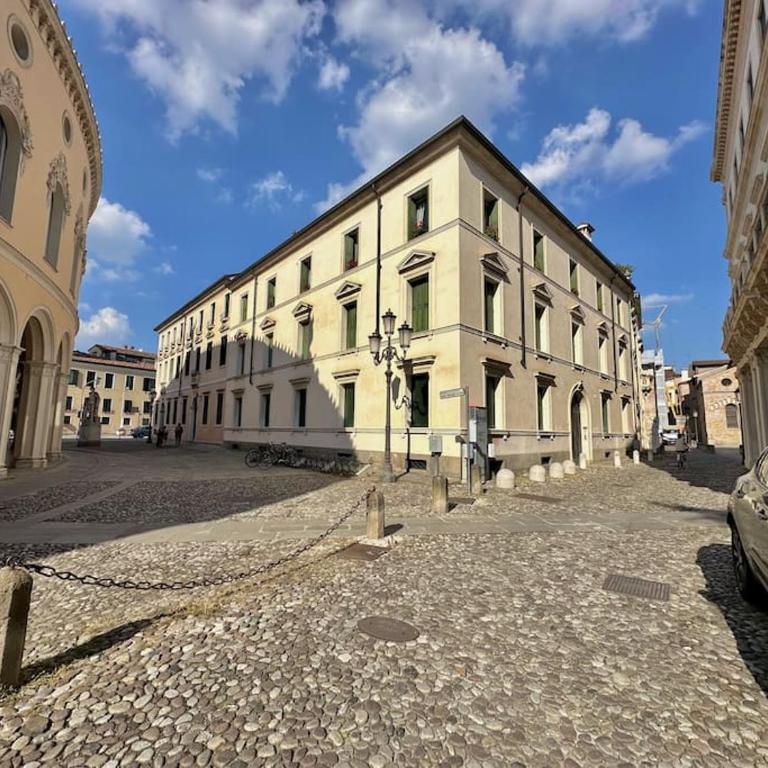 Bilocale Di Lusso Centro Storico zona Verdi - Appartamento con 1 Camera da Letto - 17