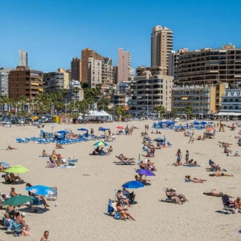 Benidorm Cala Front Line - Apartamento - 9