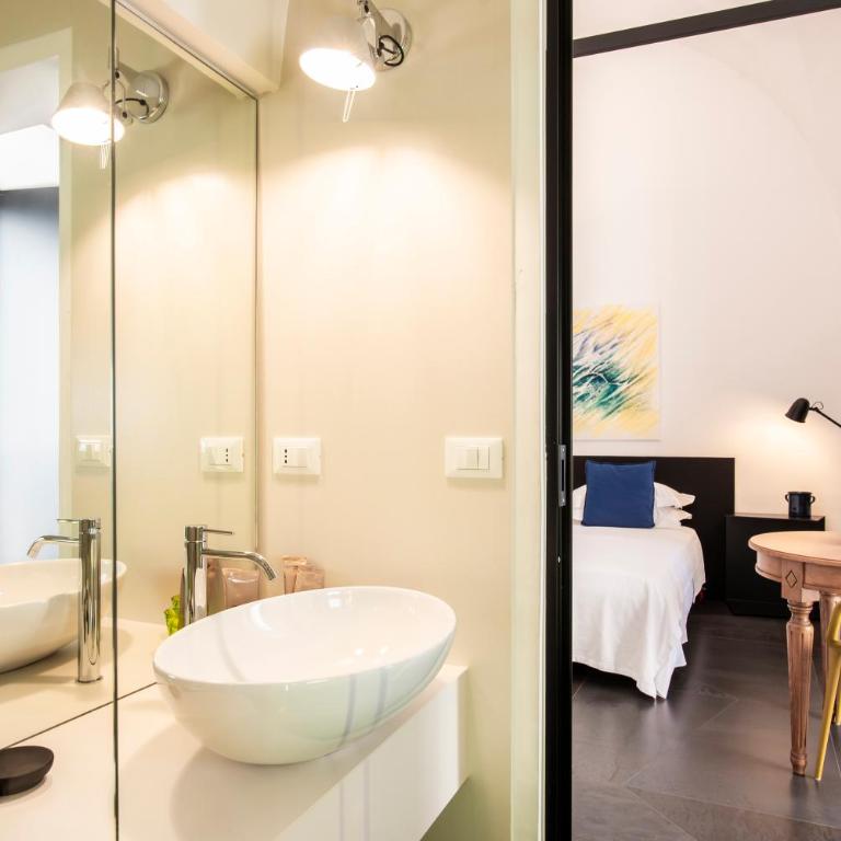 Palazzo Biancofiore, suites & rooftop Ostuni - Junior Suite con Balcone - 5