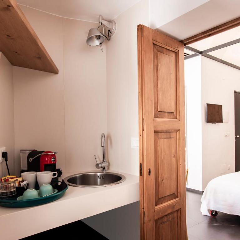 Palazzo Biancofiore, suites & rooftop Ostuni - Junior Suite con Balcone - 7