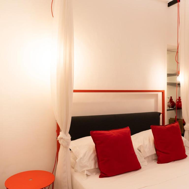 Palazzo Biancofiore, suites & rooftop Ostuni - Camera Matrimoniale Deluxe con Vasca - 15