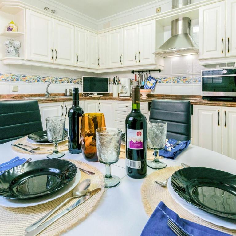1 Bedroom Awesome Apartment In Sevilla - Apartamento de 1 dormitorio - 5