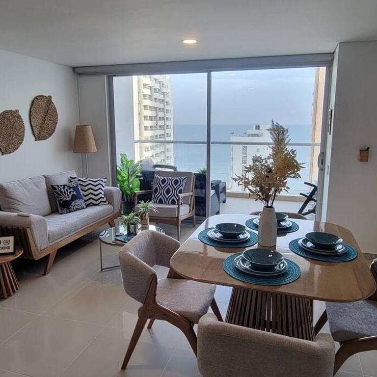 Stunning Infinity Pool, Balcony, steps from Walled City & Marbella Beach - Three-Bedroom Apartment - 20