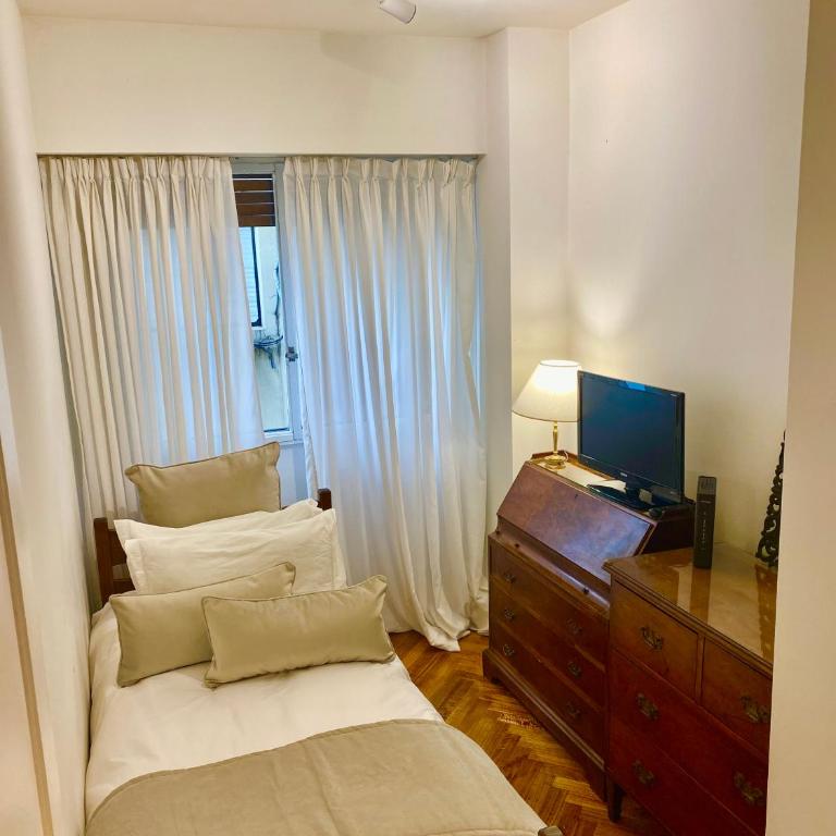 Recoleta Elegante 3 ambientes Facultades y Museos - Apartamento de 2 dormitorios - 11