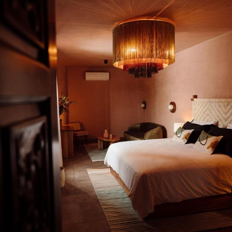 Maison Mexique Hotel Boutique San Miguel de Allende - Suite Doble Deluxe - Cama grande - 6